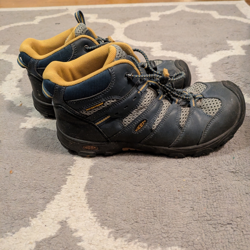 Keen Navy and Mustard Mid-Height Hiking Boots